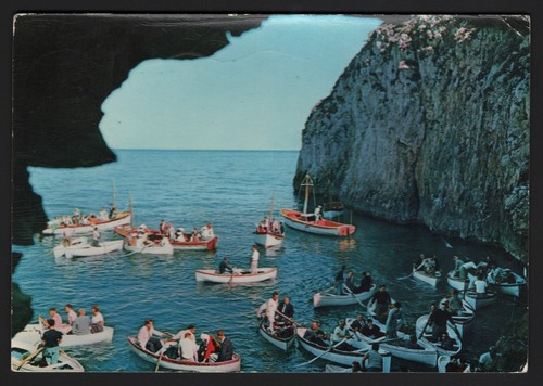 Capri barche all ingresso - capri, all'ingresso